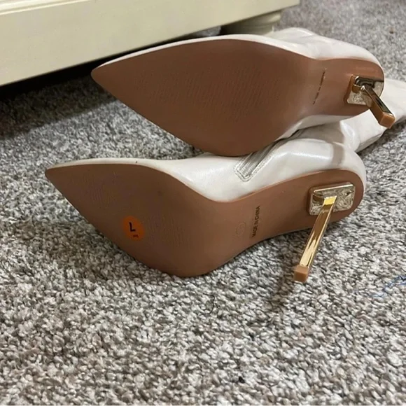 Dolls Kill Cream Heeled Boots - Picture 4 of 5